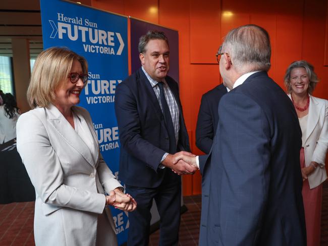 Sam Weir greets Anthony Albanese and Jacinta Allan on arrival. Picture: David Caird