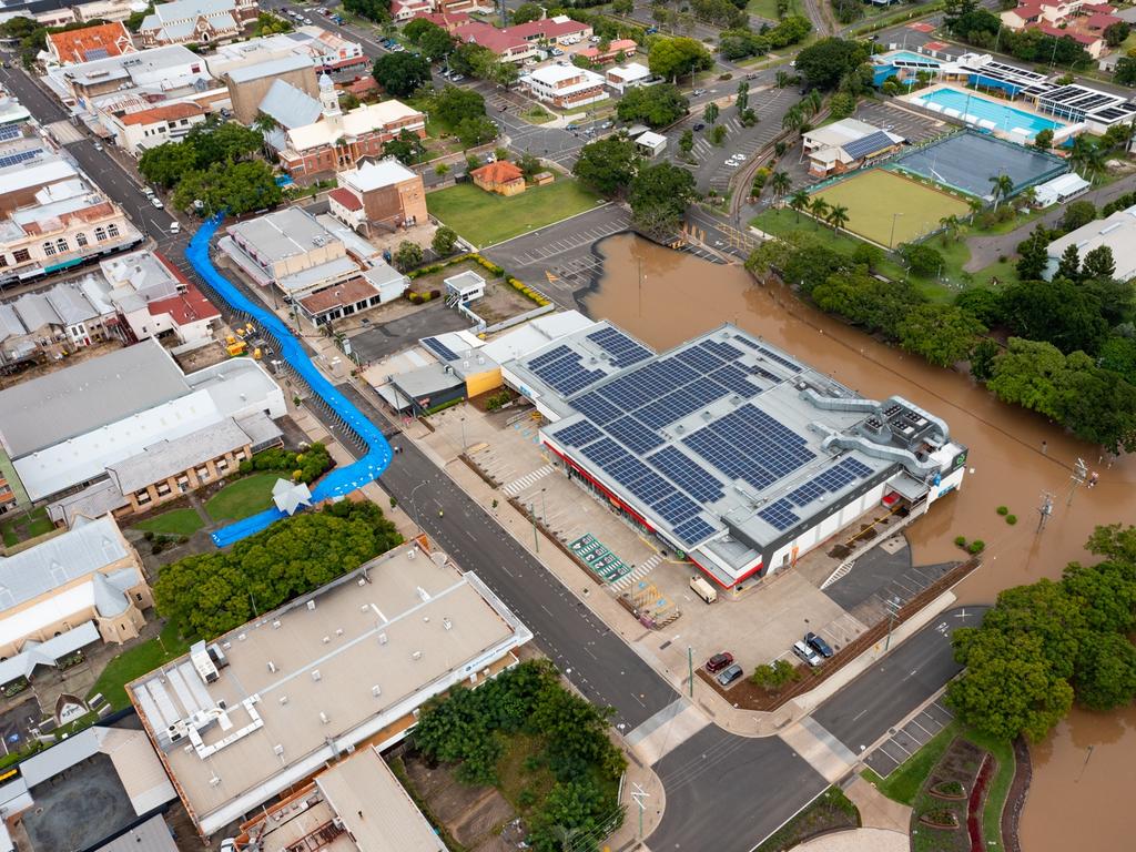 The flooding spreading throughout Maryborough.