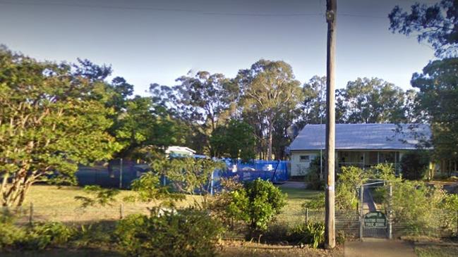 Martins Creek public school. Google street View