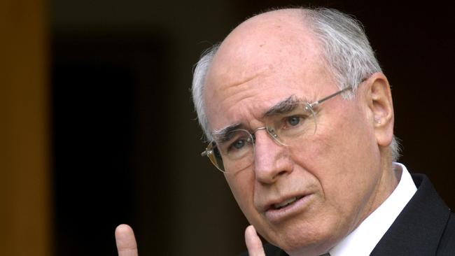 Prime Minister John Howard discussing Dr Haneef in 2007 (AAP Image/Alan Porritt)