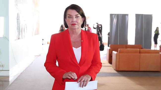 Former Queensland premier Anna Bligh was just one of the political luminaries dining at Rockpool Bar and Grill on Friday.