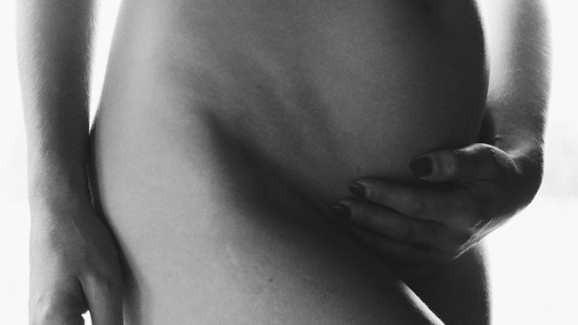 Alex Nation pregnancy picture on Instagram
