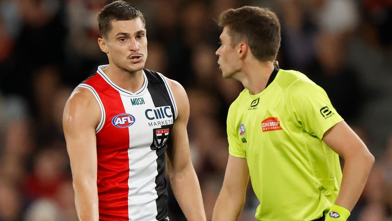 MELBOURNE, AUSTRALIA - MARCH 19: Jack Steele of the Saints speaks with the umpire during the 2023 AFL Round 01 match between the St Kilda Saints and the Fremantle Dockers at Marvel Stadium on March 19, 2023 in Melbourne, Australia. (Photo by Michael Willson/AFL Photos via Getty Images)