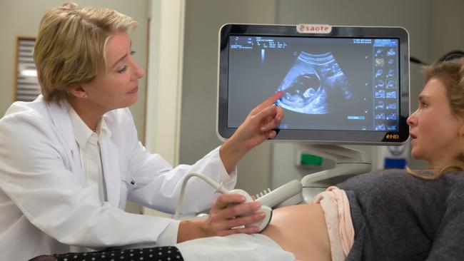 Dr Rawlings (Emma Thompson) and Bridget Jones (Renee Zellweger) in a scene from Bridget Jones’s Baby.