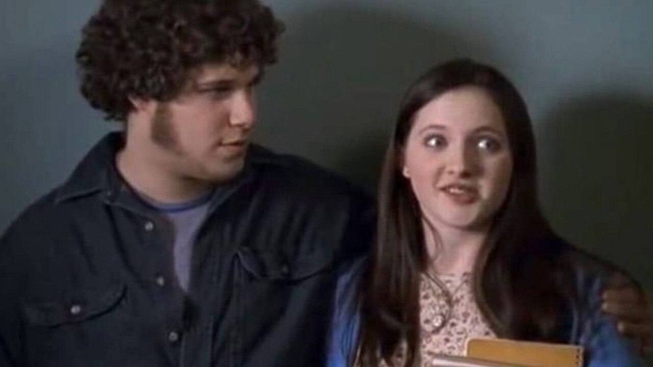 Campbell alongside Seth Rogen in Freaks and Geeks.