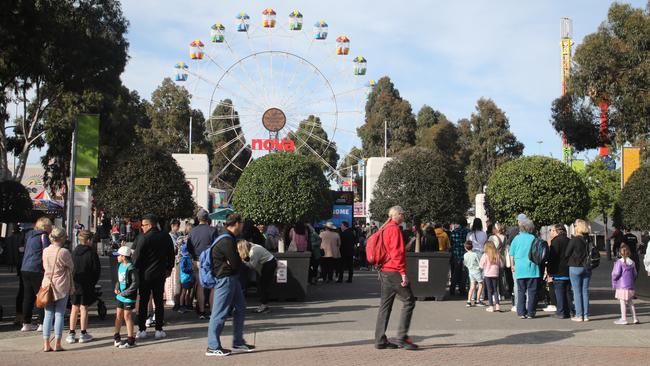 Crowds arriving early for the first day of the show. 2 September 2023. Picture Dean Martin