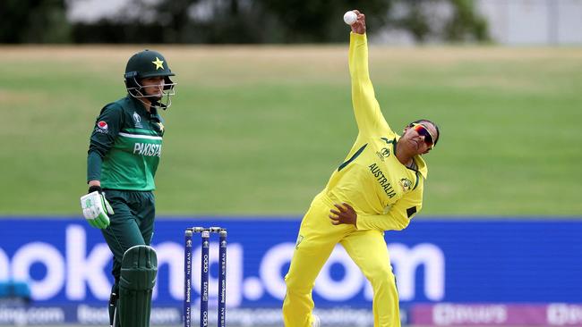 Alana King took 2-24 for Australia against Pakistan (Photo by Marty MELVILLE / AFP)