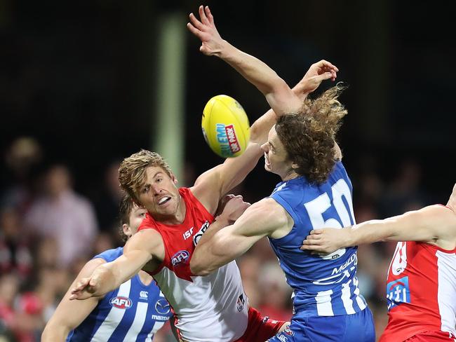 Swan Dane Rampe knows how to use his body to advantage. Pic: Getty Images