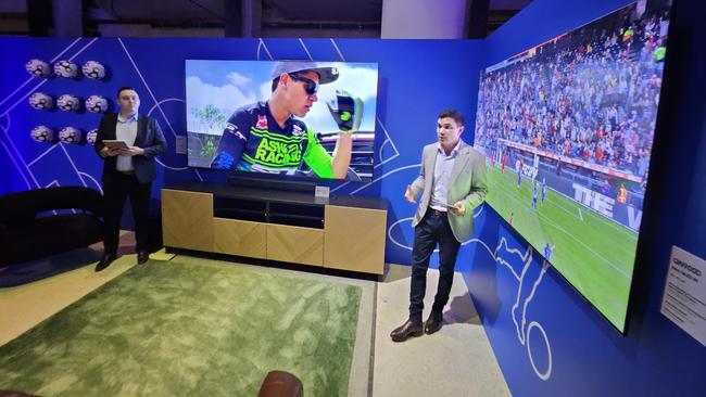 Big sports events in Australia are driving sales of bigger televisions, says Samsung. Photo: Mark Furler