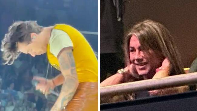 Harry Styles ripped his pants in front of his childhood crush, Jennifer Aniston.