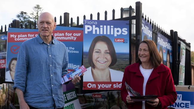 Midnight Oil lead singer Peter Garrett supporting Labor's incumbent in Gilmore Fiona Phillips on Election Day. May 21, 2022. Picture: Nathan Schmidt