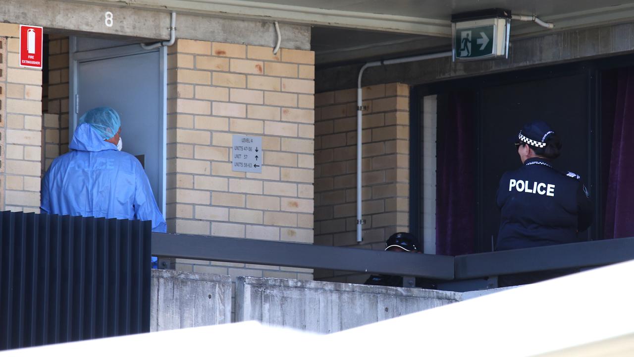 Police and Forensic officers pictured at Knowsley Lodge in Vine Street, Stones Corner Saturday 17th August 2024 Picture David Clark