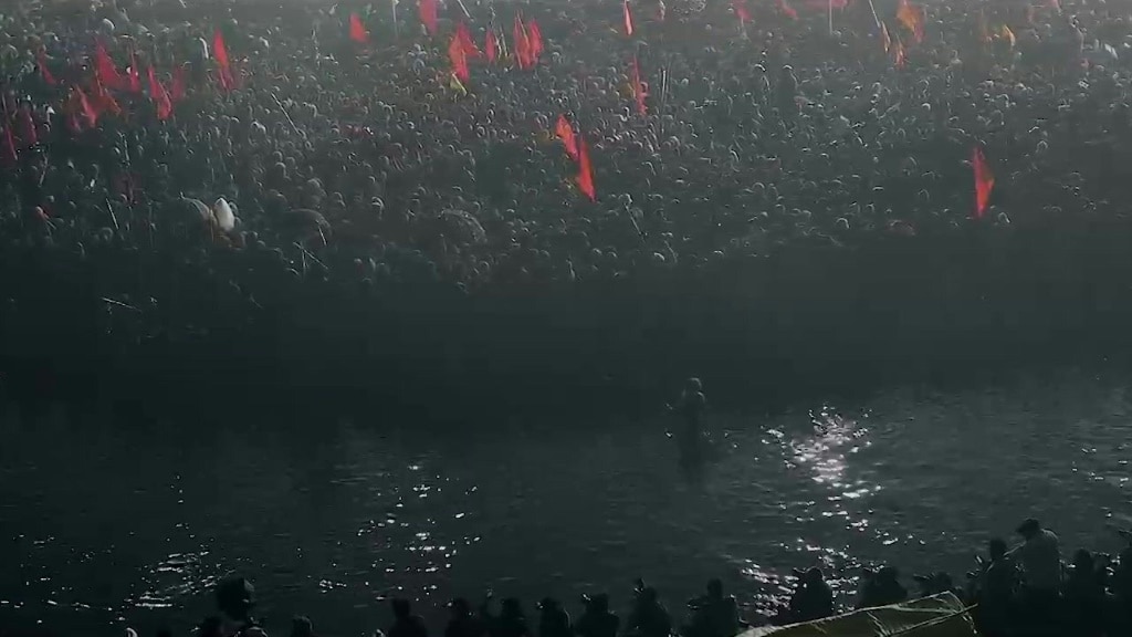 India’s Hindu pilgrims: a sea of humanity at Kumbh Mela