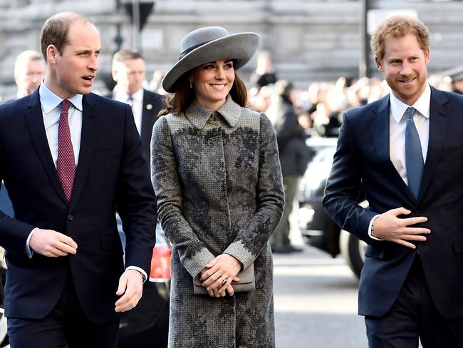 LONDON, ENGLAND - MARCH 14: (L-R) Prince William, Duke of Cambridge, Catherine, Duchess of Cambridge and Prince Harry attend the Commonwealth Observance Day Service on March 14, 2016 in London, United Kingdom. The service is the largest annual inter-faith gathering in the United Kingdom and will celebrate the Queen's 90th birthday. Kofi Annan and Ellie Goulding will take part in the service. (Photo by Gareth Cattermole/Getty Images)