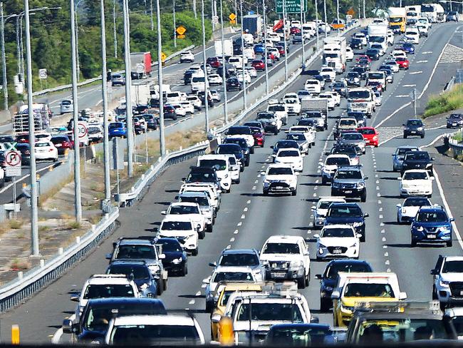 Heavy traffic on the M1 Pacific Motorway near the Gateway merge.Picture: NIGEL HALLETT