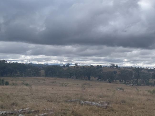 Gordon and Clive both agree the rough terrain of the traprock area that runs through the proposed Pikedale Wind Farm site is the most suitable.