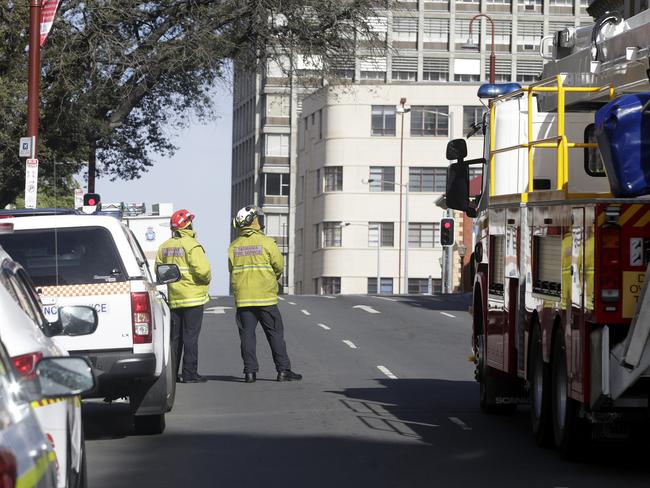 Tasmania Fire Service personnel at the Hadleys Hotel incident.