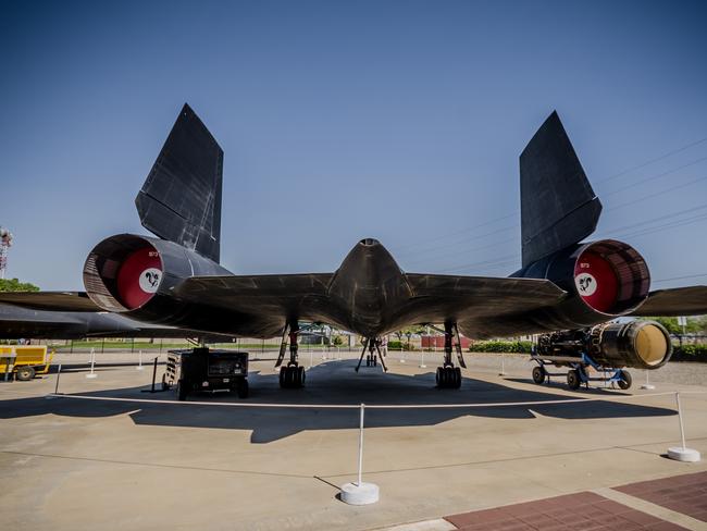 Lockheed Sr 71 Blackbird Secrets Of The Worlds Fastest Plane News