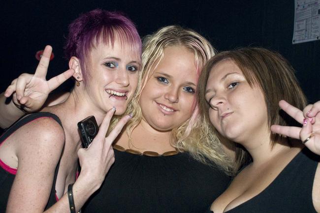 Sian Newberry, Lucinda Bruce and Krystal Patterson. Pic. Daryl Wright