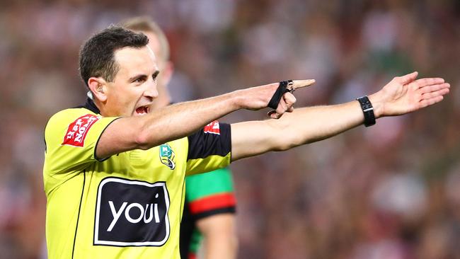 Referees will once again penalise teams for infringements inside the 40m zone. Picture: Mark Kolbe/Getty Images