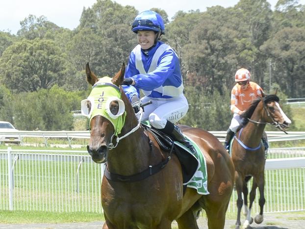 Race 1 - Nowra, 15 December 2024, Winner - Twin Telepathy, Jockey _Jess Taylor. Picture: Bradley Photos