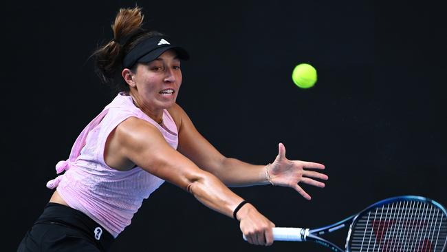 Jessica Pegula has won the first set against Barbora Krejcikova.