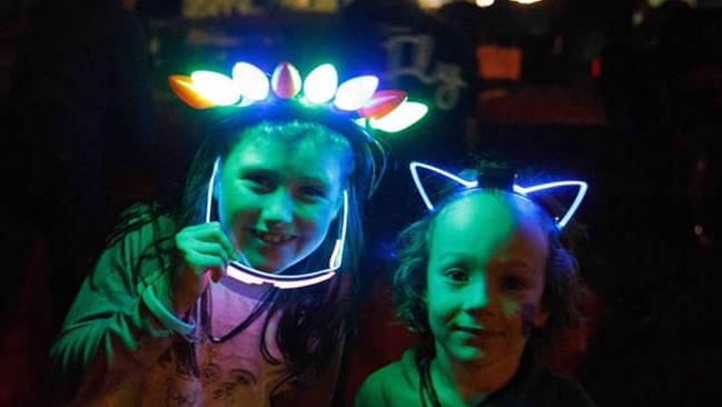 Gympie Gets Its Glow On is a glow-in-the-dark family fun event where visitors will be immersed in all things bright and glowing.​