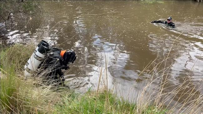 Homicide detectives and police divers search a river near Melbourne for remains of missing Adelaide man Kerry Giakoumis. Picture: Victoria Police