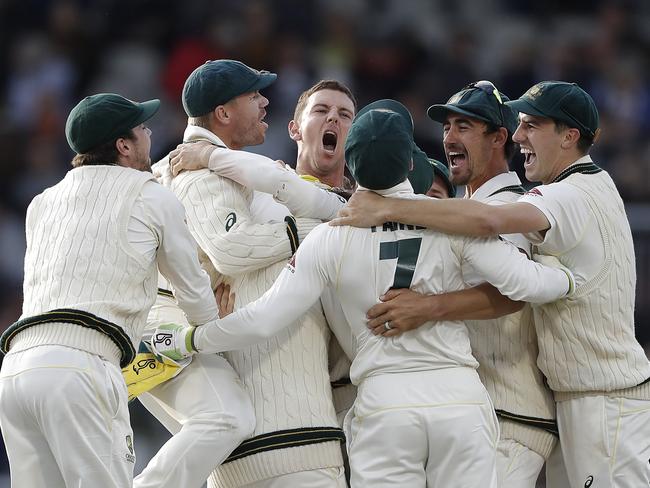 MANCHESTER, ENGLAND - SEPTEMBER 08: Josh Hazlewood of Australia  celebrates after he claimed the final wicket of Stuart Broad of England to claim victory to retain the Ashes during day five of the 4th Specsavers Test between England and Australia at Old Trafford on September 08, 2019 in Manchester, England. (Photo by Ryan Pierse/Getty Images)