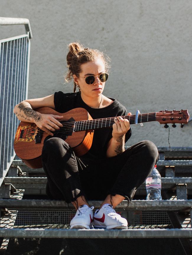 Melbourne singer, songwriter and multi-instrumentalist Tash Sultana. Picture: Dara Munnis