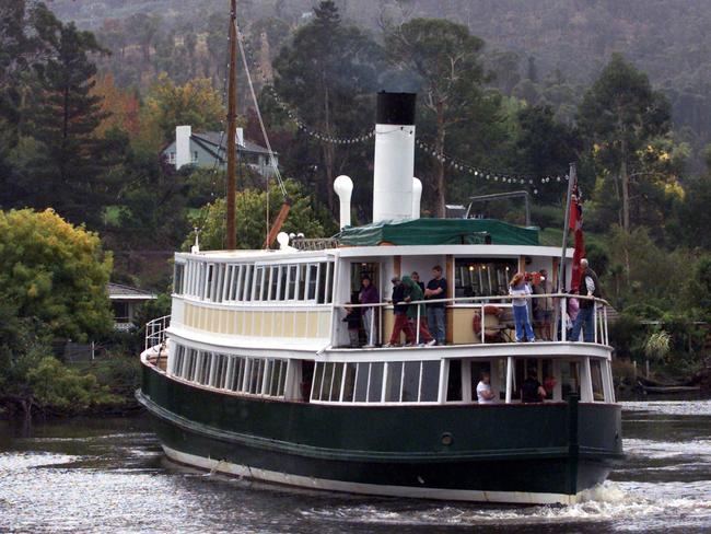 In better days, enjoying the Cartela at the 2005 Derwent Valley Autumn Festival.