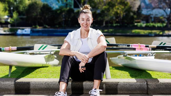 21/09/2023 Paralympian Alexandra Viney tells of the dangers of getting into cars with friends.. Aaron Francis / Herald Sun