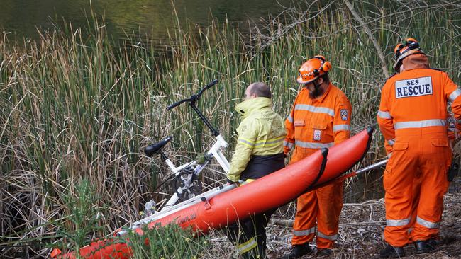 Mount Gambier MFS and SES rescued a young boy from Valley Lake this afternoon. Picture: Jessica Ball