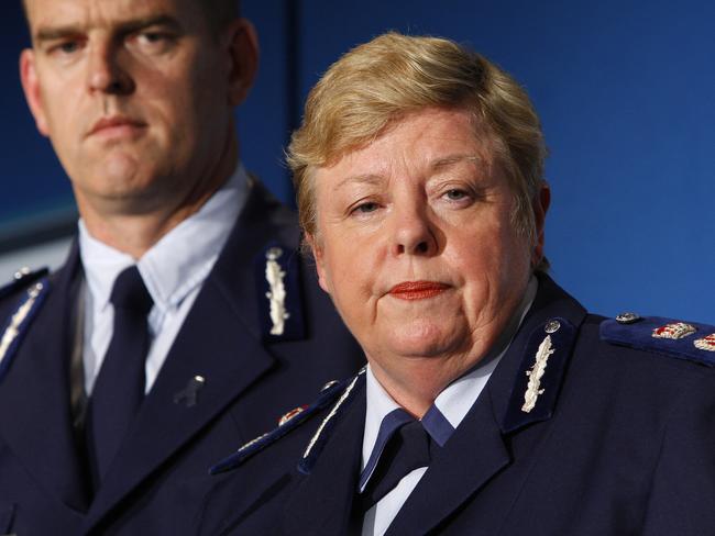 16/11/2007 NEWS: Victoria Police Chief Commissioner Christine Nixon and Deputy Commissioner Simon Overland hold a press conferance at Police Headquarters.