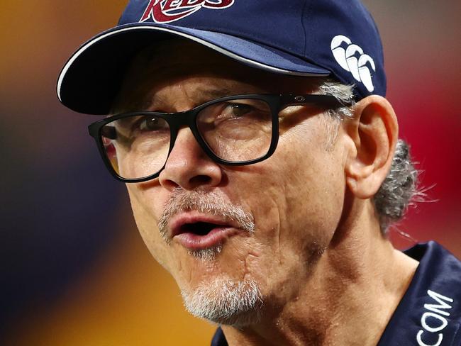 BRISBANE, AUSTRALIA - APRIL 25: Reds Coach Les Kiss looks on during the round 11 Super Rugby Pacific match between Queensland Reds and Blues at Suncorp Stadium, on April 25, 2025, in Brisbane, Australia. (Photo by Chris Hyde/Getty Images)