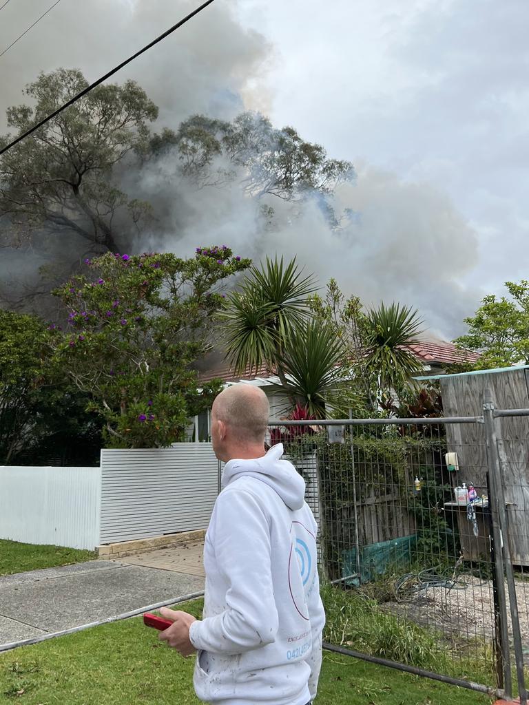 Thick smoke blanketed the neighbourhood in Manly. NSW. Picture: Supplied