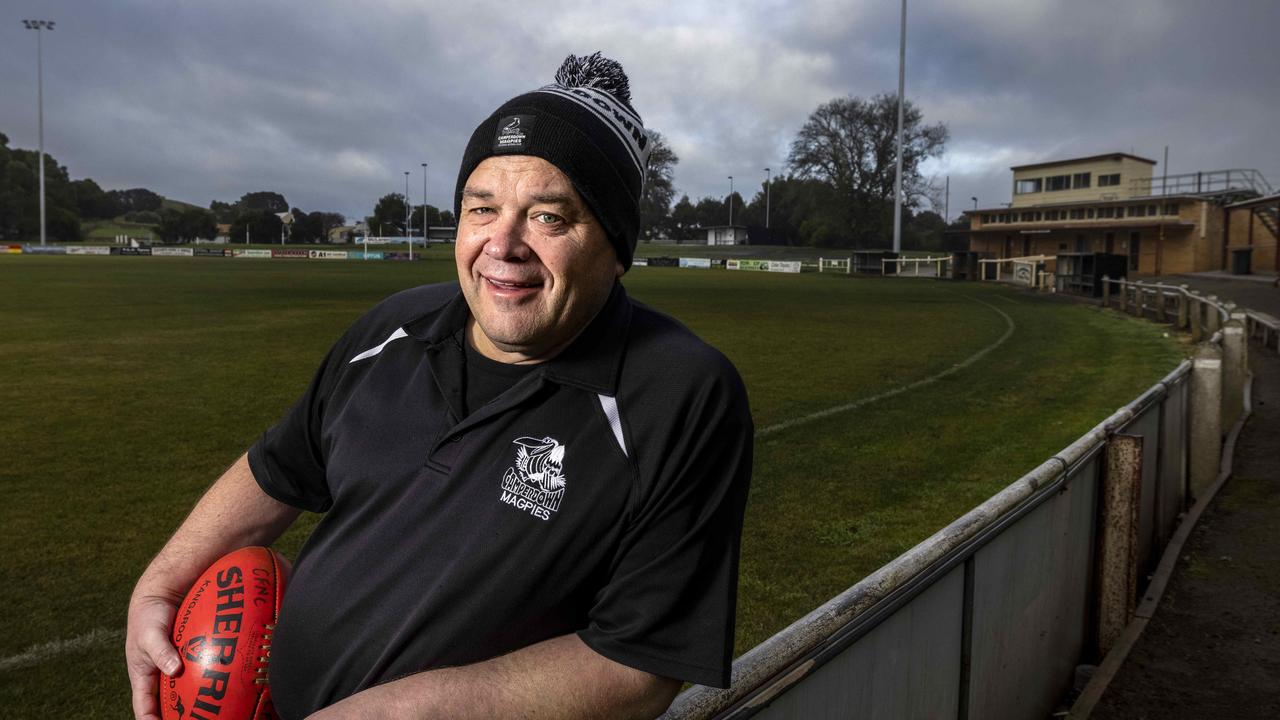 Camperdown clubman makes Leura Oval home for whole town