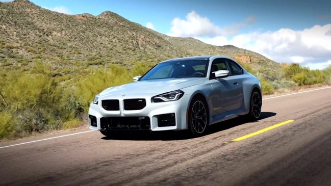 Brooklyn Grisi rengindeki yepyeni BMW M2 Sürüş Videosu