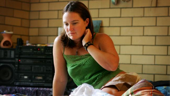 Alyth Jeffers (nee McComb) at her Nobby Beach unit in 2005. Picture: Patrick Hamilton.