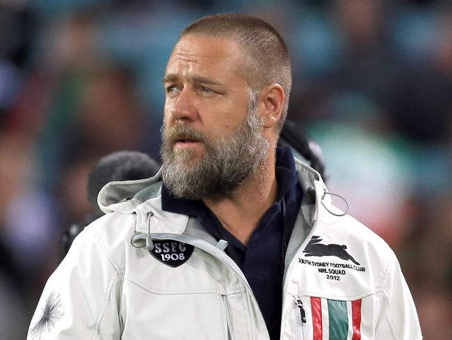 NRL Finals, Canterbury Bulldogs v South Sydney Rabbitohs at ANZ Stadium, Sydney Olympic Park. Russell Crowe walks along the pitch before the game during the Souths warm up.