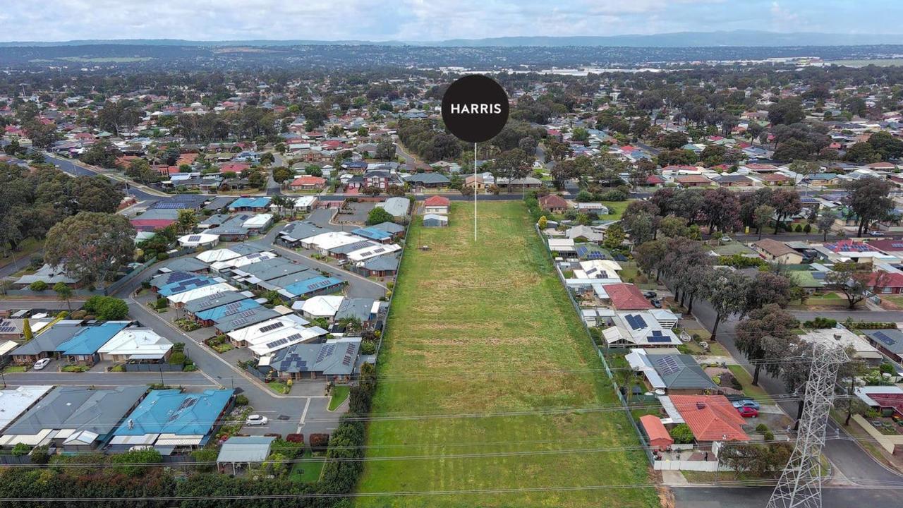 Adelaide family sells ‘truly rare’ 1.2-hectare parcel of land after 60 years