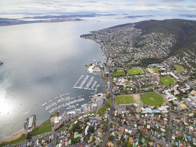 University of Tasmania (UTAS) in Sandy bay, RYCT, DSS and Wrest Point. Aerial Images of Hobart and surrounds. Picture: RICHARD JUPE file / generic / landscape / Tasmania / air / helicopter / drone / Playing fields / Derwent River