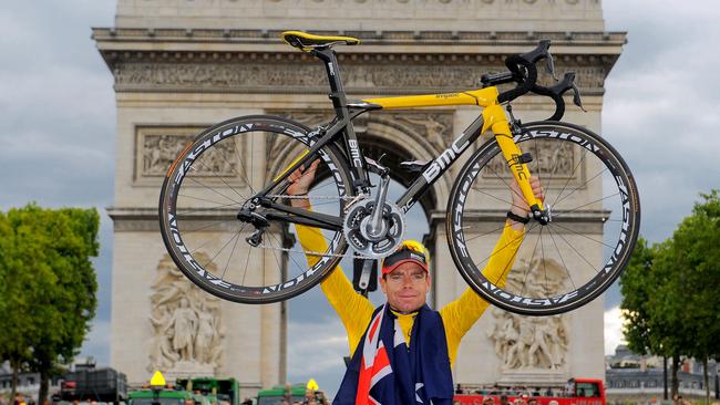 Evans celebrating his stunning win at the 2011 Tour de France. (Photo by Tim de Waele/Corbis via Getty Images)