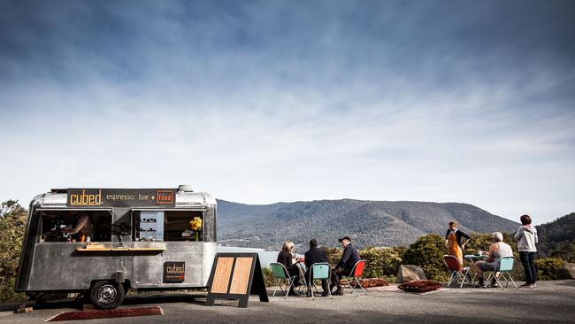 <s1>RETRO STYLE: The mobile solar-powered cafe overlooking Pirates Bay, serving coffee and traditional dishes sourced from a family cookbook.</s1>                        <source> Picture: ANDREW KNOTT</source>