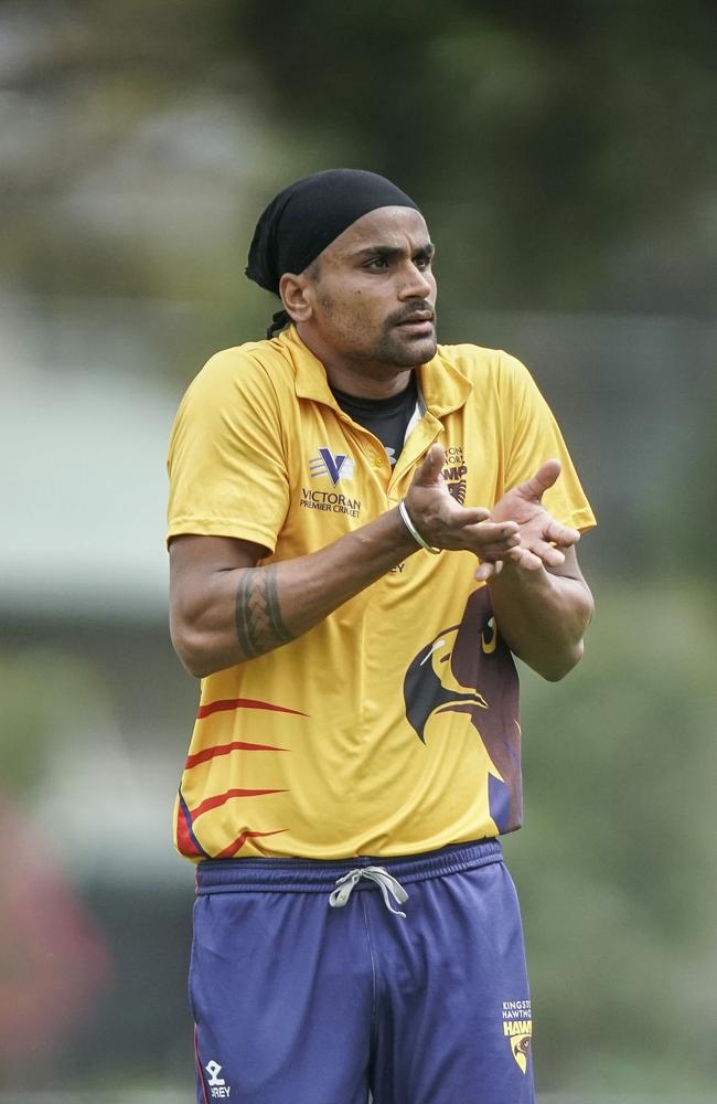 Greenvale Kangaroos signing Harry Singh. Picture: Valeriu Campan