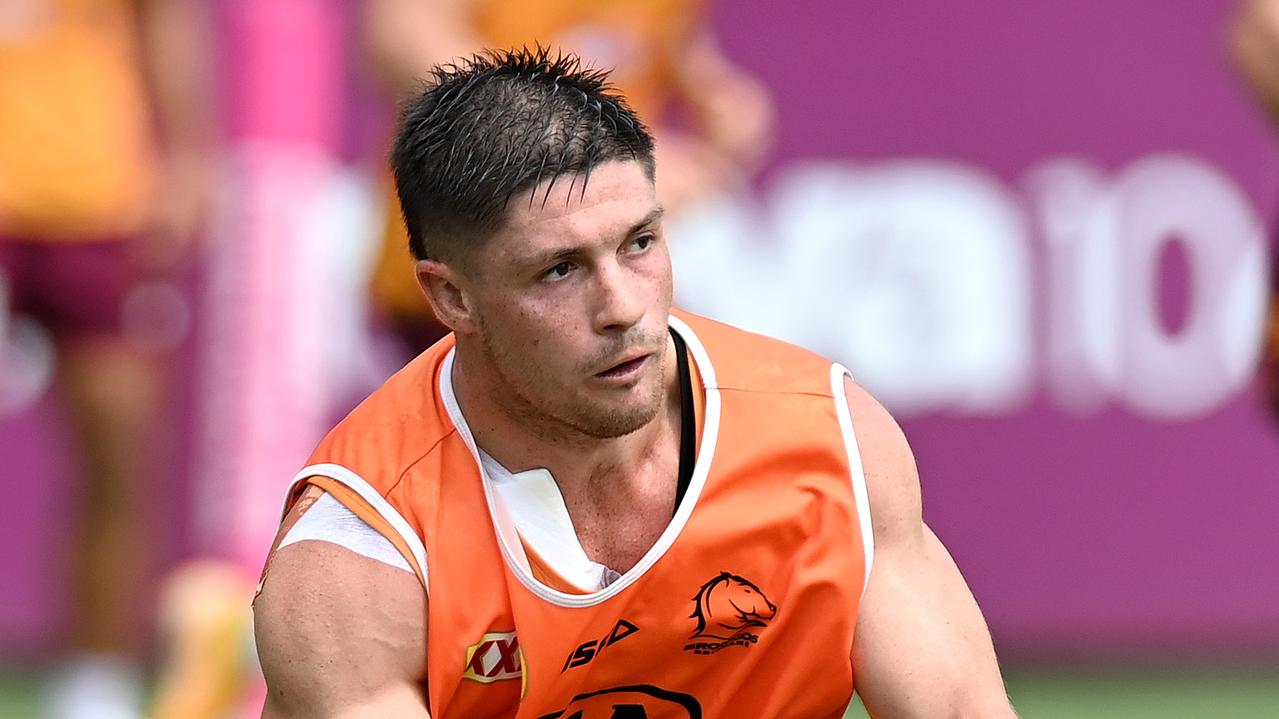 BRISBANE, AUSTRALIA - MARCH 09: Cory Paix passes the ball during a Brisbane Broncos NRL training session at Clive Berghofer Field on March 09, 2021 in Brisbane, Australia. (Photo by Bradley Kanaris/Getty Images)