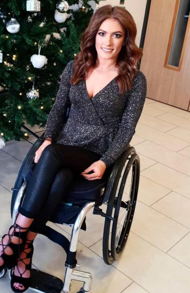 Paralysed Woman Deemed ‘undateable By Dating Tv Show Producers The