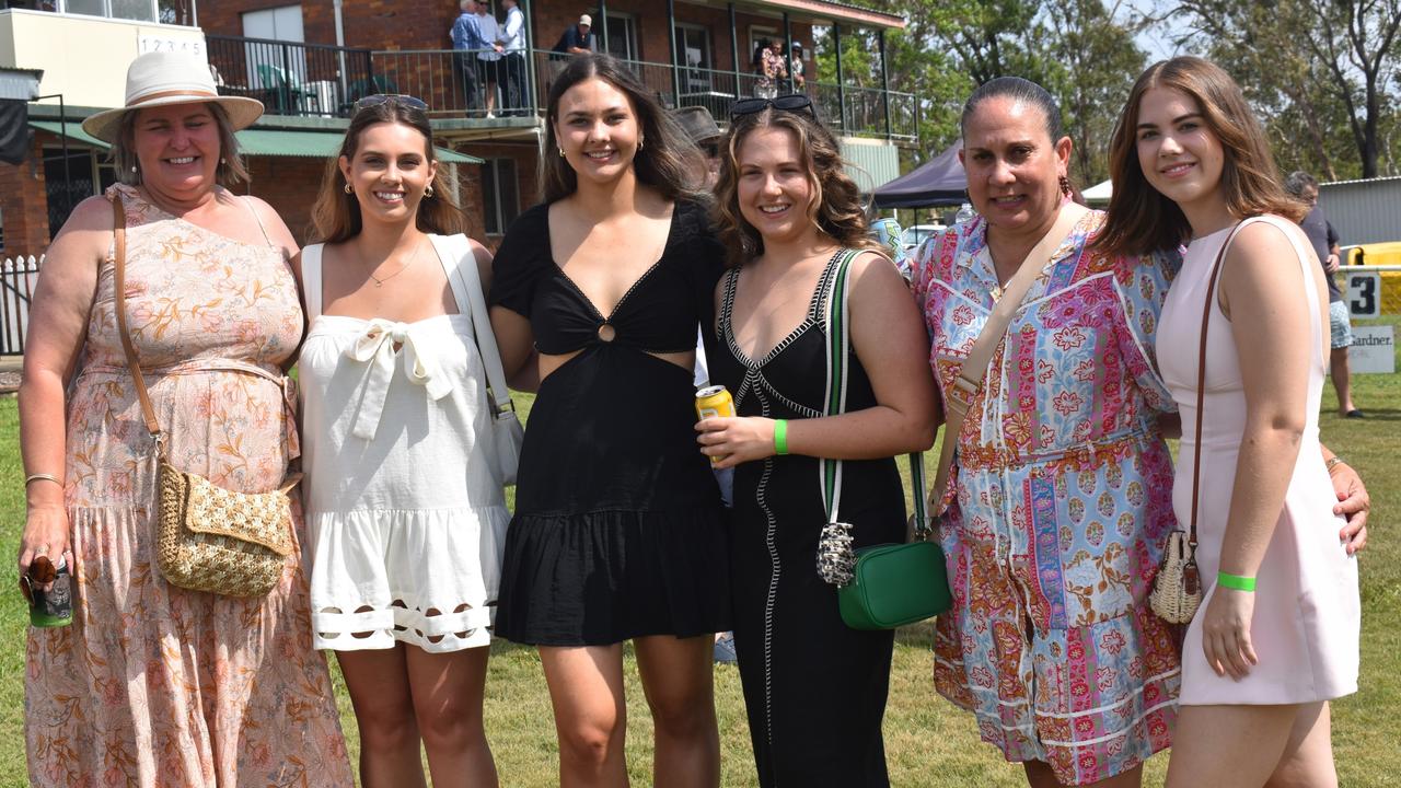 Katrina Whitham, Hannah Schick, Haylee Roth, Bella Brose, Pearl Hood and Eliza Langdon at the Yeppoon Turf Club's Derby Day races at Keppel Park Racecourse on November 2, 2024.