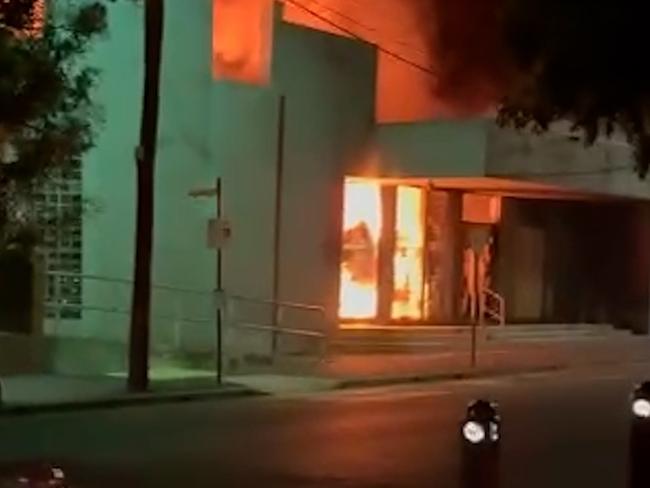 The Allan government is set to introduce new laws after the firebombing of a Melbourne synagogue.