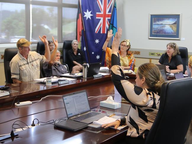 Qld council votes to ditch fluoride in its water supply